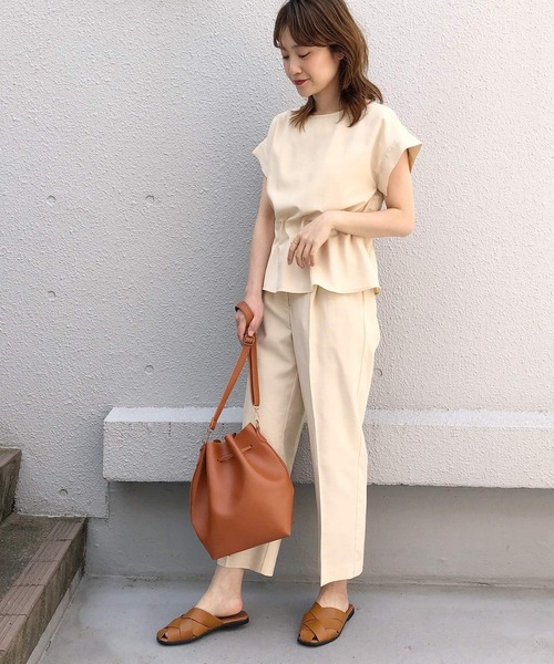 PICCIN(ピッチン)の「バックスリットストレートパンツ(その他パンツ・レディース・オフホワイト/オレンジ/ライトグリーン・M)」の5枚目の写真