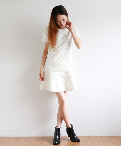 BEAMS LIGHTS Women's（ビームスライツ ウィメンズ）の「BEAMS LIGHTS / スタンプジャージ プルオーバー（Tシャツ/カットソー・レディース・オフホワイト/ブラック/ブルー・38/36）」の14枚目の写真