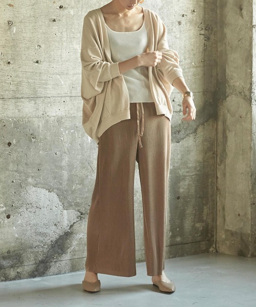 miette（ミエット）の「ﾘﾗｯｸｽﾄﾞﾙﾏﾝｶｰﾃﾞｨｶﾞﾝ（カーディガン/ボレロ・レディース・ブラック/ライトベージュ・FREE）」の3枚目の写真