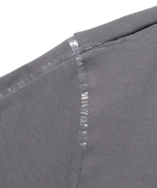 ADER error(アーダーエラー)の「<ADER error> O/SIZED VINYL TOP/Tシャツ(Tシャツ/カットソー・メンズ・ダークグレー・2/1)」の5枚目の写真