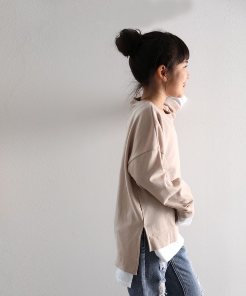 classicalelf(クラシカルエルフ)の「キッズ レイヤード風ミドル丈無地ビッグシルエットクルーネックトレーナー(長袖)(スウェット・キッズ・チャコールグレー/ブラック/ベージュ/カーキ/モカ・130/140/150)」の22枚目の写真