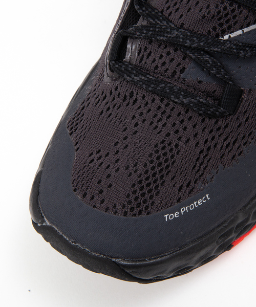 NEW BALANCE(ニューバランス)の「【NEW BALANCE】ゴアテックス スニーカー MTHIEBX5(スニーカー・メンズ・ブラック・27/28/26)」の6枚目の写真