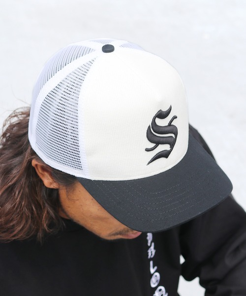 Stuntz Inc. キャップ ホワイト/ブラック STAMPD（スタンプド）の「STAMPD/スタンプド Seaset S Trucker