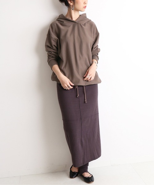 SLOBE IENA（スローブイエナ）の「裏毛ドロストフードパーカー【手洗い可能】◆（パーカー・レディース・ブラック/ライトグレー/ブラウン/ボルドー・FREE）」の21枚目の写真