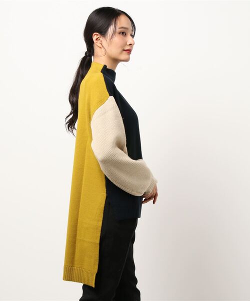INTERPLANET(インタープラネット)の「袖片畦配色前後差チュニックプルオーバー(ニット/セーター・レディース・グリーン/マスタード/オフホワイト・FREE)」の4枚目の写真