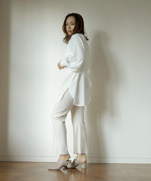 Auntie Rosa Holiday（アンティローザホリデー）の「コットンスラブキーネックチュニックワンピース（ワンピース・レディース・ブラック/ホワイト/グレイッシュベージュ/グリーン・FREE）」の7枚目の写真