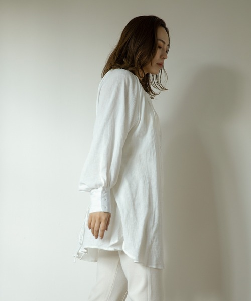 Auntie Rosa Holiday（アンティローザホリデー）の「コットンスラブキーネックチュニックワンピース（ワンピース・レディース・ブラック/ホワイト/グレイッシュベージュ/グリーン・FREE）」の10枚目の写真