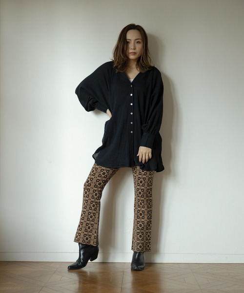 Auntie Rosa Holiday（アンティローザホリデー）の「コットンスラブキーネックチュニックワンピース（ワンピース・レディース・ブラック/ホワイト/グレイッシュベージュ/グリーン・FREE）」の21枚目の写真