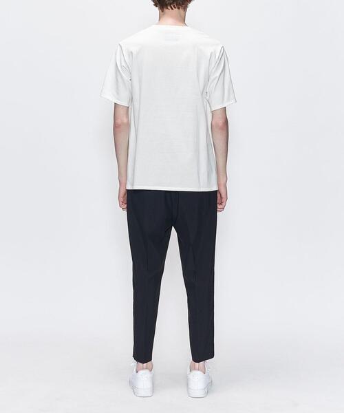 DRESSEDUNDRESSED（ドレスドアンドレスド）の「＜DRESSEDUNDRESSED＞ PERSONA TEE/Tシャツ（Tシャツ/カットソー・メンズ・ホワイト/ブラック・2/4）」の5枚目の写真