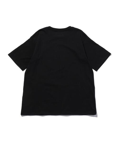 DRESSEDUNDRESSED（ドレスドアンドレスド）の「＜DRESSEDUNDRESSED＞ PERSONA TEE/Tシャツ（Tシャツ/カットソー・メンズ・ホワイト/ブラック・2/4）」の7枚目の写真