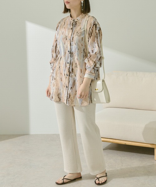 Ambre Neige（アンブルネージュ）の「ペイントルーズシャツ／【WEB/EC限定商品】（シャツ/ブラウス・レディース・パープル/グリーン・FREE）」の16枚目の写真