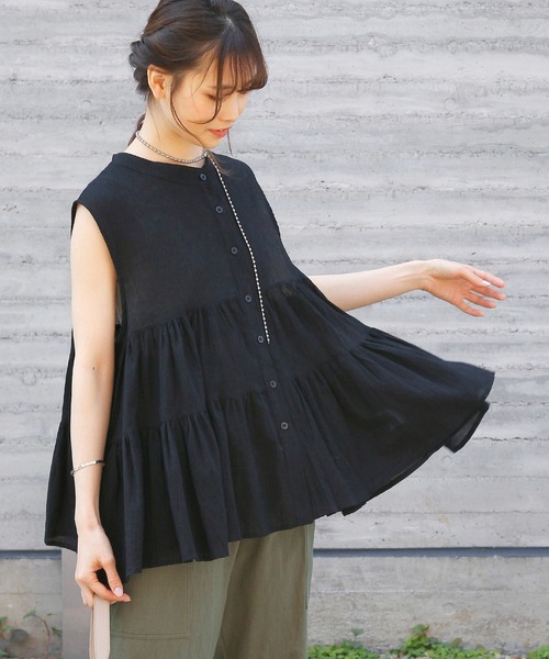 Crisp yours(クリスプユアーズ)の「フレンチボリュームティアードブラウス(シャツ/ブラウス・レディース・ライトグレー/ブラック/ミント/アイボリー・FREE)」の2枚目の写真