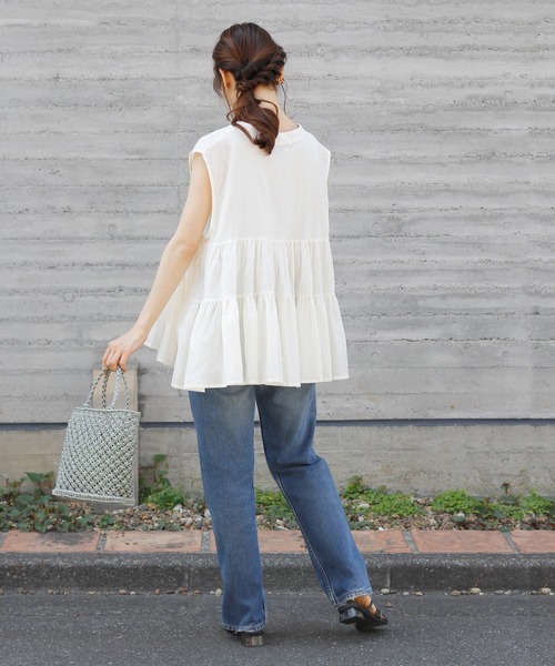 Crisp yours(クリスプユアーズ)の「フレンチボリュームティアードブラウス(シャツ/ブラウス・レディース・ライトグレー/ブラック/ミント/アイボリー・FREE)」の7枚目の写真