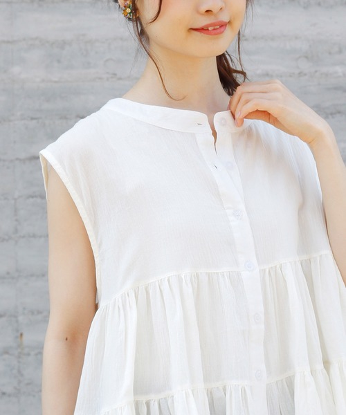 Crisp yours(クリスプユアーズ)の「フレンチボリュームティアードブラウス(シャツ/ブラウス・レディース・ライトグレー/ブラック/ミント/アイボリー・FREE)」の13枚目の写真