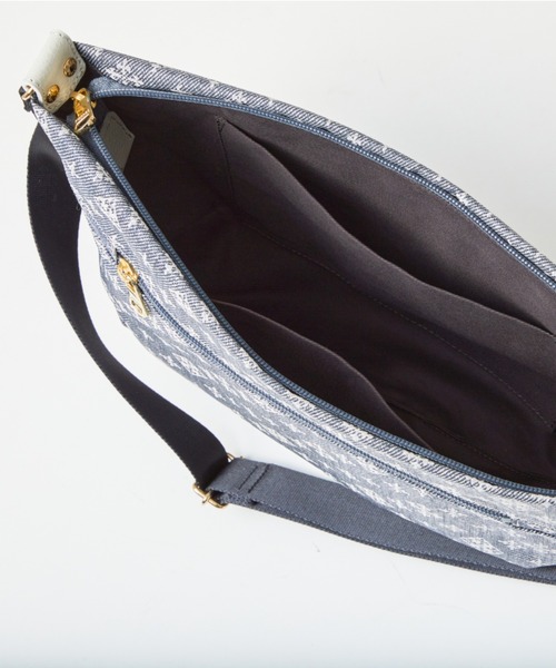 【新品】ラシット　ボディバッグ russet（ラシット）の「デニムプリントボディバッグ(CE-824-WEB