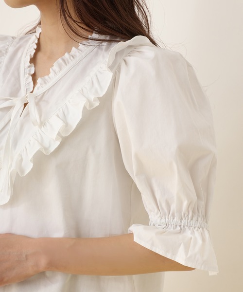 one after another NICE CLAUP（ワンアフターアナザーナイスクラップ）の「【ZOZOTOWN限定】Vネックコットンフリルブラウス（シャツ/ブラウス・レディース・オフホワイト/ブラック系その他/ピンクベージュ・FREE）」の14枚目の写真