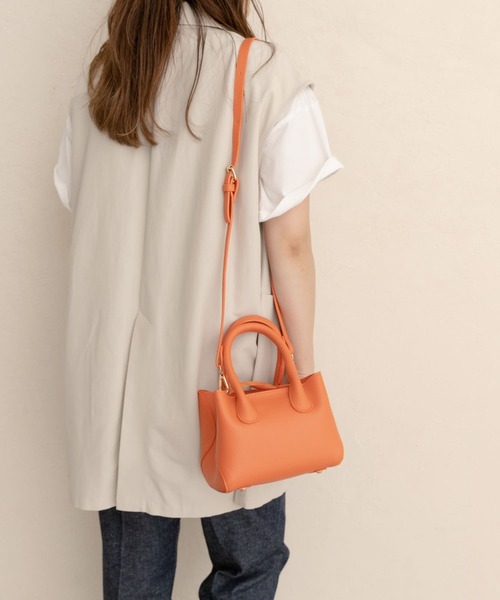 RODE SKO(ロデスコ)の「JASMIN マイクロフェイクレザーバッグ(ハンドバッグ・レディース・ライトブルー/ベージュ/オレンジ・ONE)」の3枚目の写真