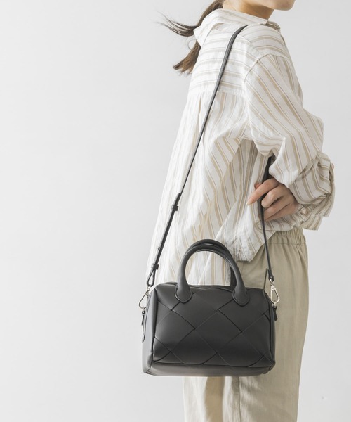 URBAN RESEARCH（アーバンリサーチ）の「メッシュボストンバッグ（ボストンバッグ・レディース・ブラック/ベージュ・-）」の2枚目の写真