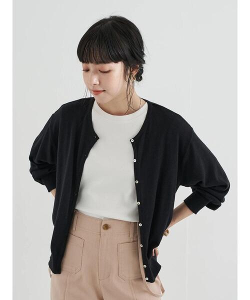 earth music&ecology(アースミュージックアンドエコロジー)の「クルーネックニットカーディガン *(カーディガン/ボレロ・レディース・ブラック/ラベンダー/ミント/アイボリー・FREE)」の5枚目の写真