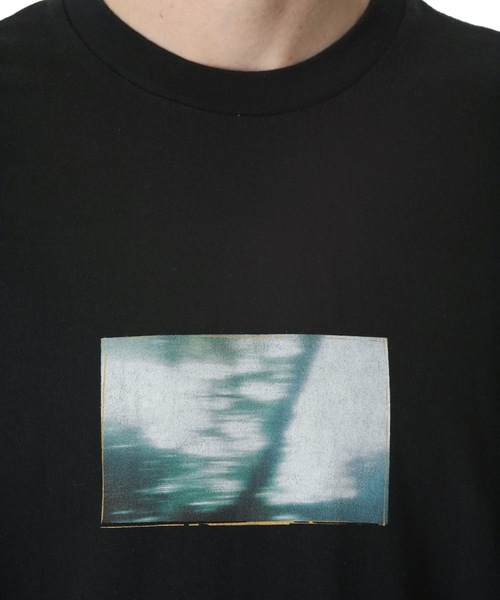 KAZUYUKI KUMAGAI ATTACHMENT（カズユキクマガイアタッチメント）の「COTTON JERSEY GRAPHIC PRINT T-SHIRT（Tシャツ/カットソー・メンズ・ブラック系その他/ブラック・1/2/3）」の10枚目の写真