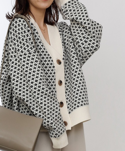 COLONY 2139（コロニートゥーワンスリーナイン）の「【TV媒体紹介商品】バイカラージャガード柄ニットカーディガン（カーディガン/ボレロ・レディース・ブラック/アイボリー/ブラウン・LARGE/MEDIUM）」の6枚目の写真