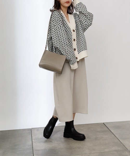 COLONY 2139（コロニートゥーワンスリーナイン）の「【TV媒体紹介商品】バイカラージャガード柄ニットカーディガン（カーディガン/ボレロ・レディース・ブラック/アイボリー/ブラウン・LARGE/MEDIUM）」の11枚目の写真