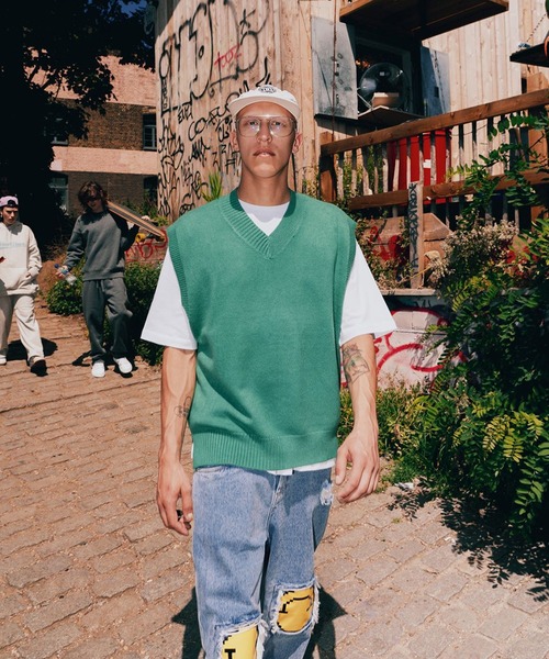 CORPUS TOKYO（コーパス トーキョー）の「Lazy Tokyo ニットベスト（ベスト・メンズ・ライトグレー/ブラック/オフホワイト/グリーン/ブルーグレー/ライトベージュ・1/2/3）」の20枚目の写真