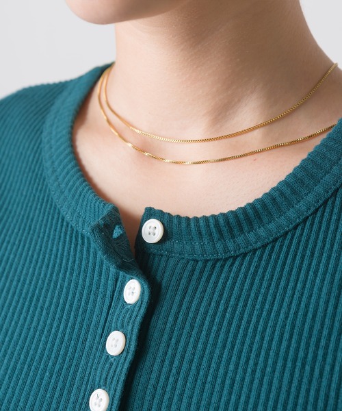 OMNES（オムネス）の「リブカットソー ヘンリーネックプルオーバー（Tシャツ/カットソー・レディース・ブラック/グレー/グリーン/アイボリー・FREE）」の5枚目の写真