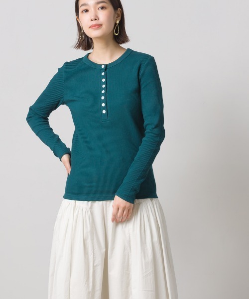 OMNES（オムネス）の「リブカットソー ヘンリーネックプルオーバー（Tシャツ/カットソー・レディース・ブラック/グレー/グリーン/アイボリー・FREE）」の13枚目の写真