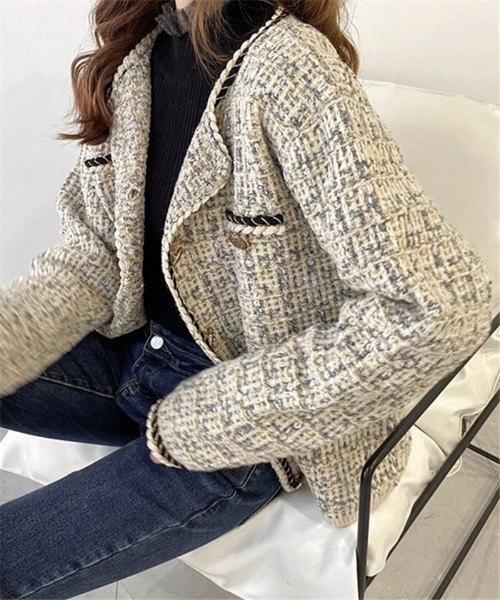 MAISON DE THERESE(メゾン ド テレーズ)の「配色パイピングタイプ ジャカード織ジャケット(ノーカラージャケット・レディース・ピンク/ブルー/アイボリー・FREE)」の5枚目の写真