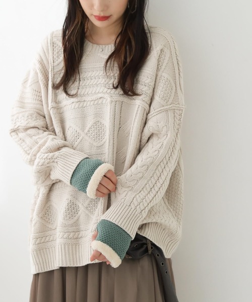 osharewalker（オシャレウォーカー）の「『ファー付きニットハンドウォーマー』（手袋・レディース・グリーン/テラコッタ/チャコール/ライトグレー/ネイビー・FREE）」の6枚目の写真