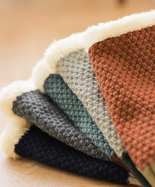 osharewalker（オシャレウォーカー）の「『ファー付きニットハンドウォーマー』（手袋・レディース・グリーン/テラコッタ/チャコール/ライトグレー/ネイビー・FREE）」の15枚目の写真