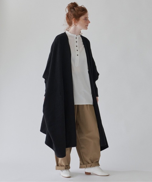 Libra Cue(リブラ キュー)の「ボリュームドルマンニットカーディガン(カーディガン/ボレロ・レディース・ベージュ/ブラック・FREE)」の12枚目の写真