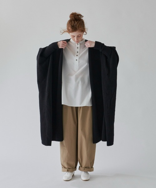 Libra Cue(リブラ キュー)の「ボリュームドルマンニットカーディガン(カーディガン/ボレロ・レディース・ベージュ/ブラック・FREE)」の18枚目の写真