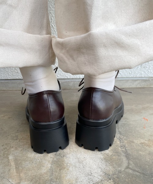 nemne store(ネンネストア)の「ブラウニーを焼く厚底モカシンシューズ(ブーツ・レディース・ブラック/ダークブラウン/アイボリー・LL/S/M/L)」の8枚目の写真