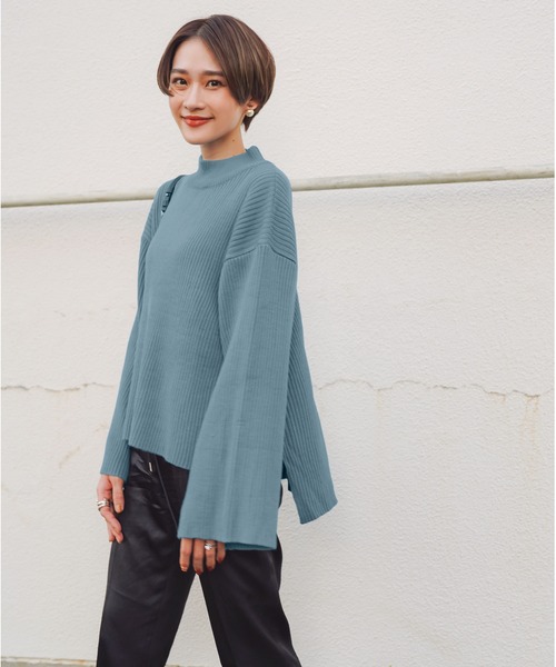 KOBE LETTUCE（コウベレタス）の「[ eriさんコラボ ] ボタンデザインモックネックニットトップス[C5786]（ニット/セーター・レディース・ライトブルー/ブラウン/アイボリー/モスグリーン/コーラルピンク・FREE）」の6枚目の写真