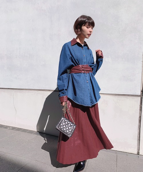 Leja(レジャ)の「レザープリーツロングスカート(スカート・レディース・レッド/カーキ・SMALL/MEDIUM)」の21枚目の写真