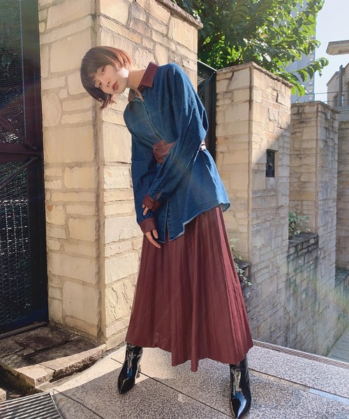 Leja(レジャ)の「レザープリーツロングスカート(スカート・レディース・レッド/カーキ・SMALL/MEDIUM)」の14枚目の写真