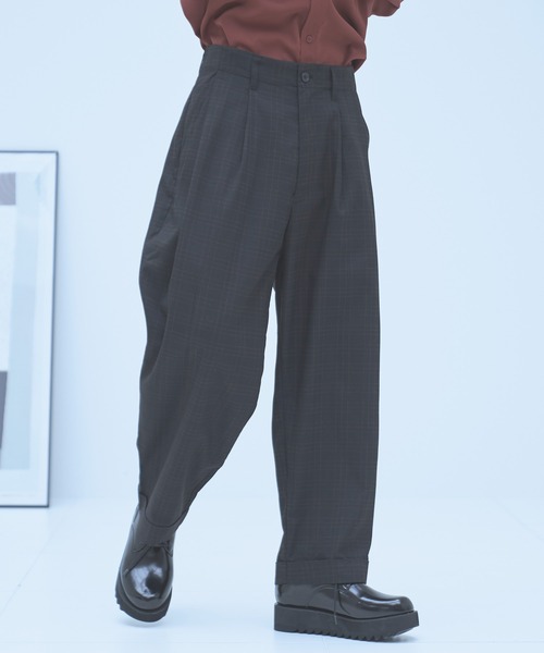 neez.(ニーズ)の「バックタックチェックワイドパンツ(スラックス・メンズ・ブラック/グレー/ワイン・SMALL/MEDIUM/LARGE)」の4枚目の写真