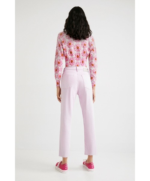 Desigual(デシグアル)の「クロップドストレートジーンズ(その他パンツ・レディース・レッド・42/40/34/44/38/36)」の6枚目の写真
