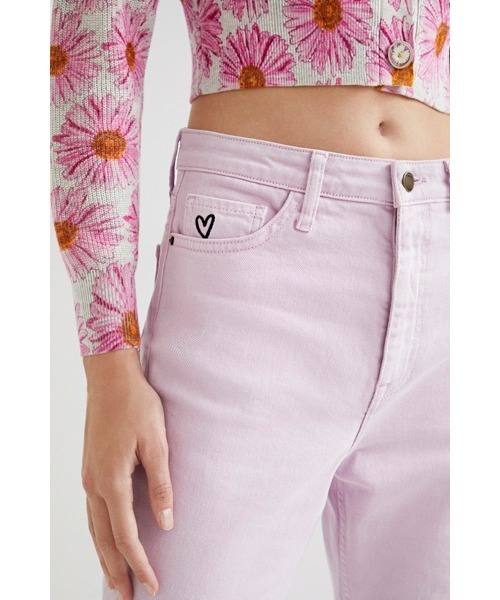 Desigual(デシグアル)の「クロップドストレートジーンズ(その他パンツ・レディース・レッド・42/40/34/44/38/36)」の8枚目の写真