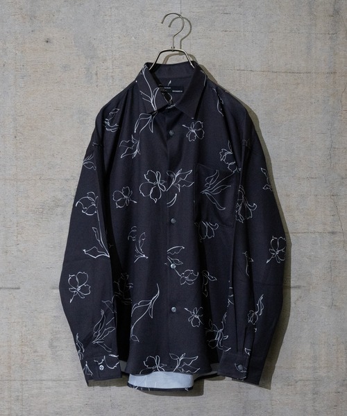 Naive magic（ナイーブマジック）の「【a】とろみジョーゼット 総柄プリントシャツ/レトロ風プリント長袖（シャツ/ブラウス・メンズ・ホワイト/ブルー/ホワイト系その他/ブラック/ブラウン系その他/ブラック系その他2/アイボリー/ライトグレー/ブラック系その他3/ブラウン/チャコールグレー/グリーン/ブラック系その他・LARGE/MEDIUM/X-LARGE）」の6枚目の写真