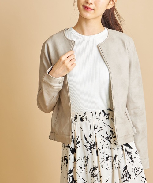 tocco closet（トッコ　クローゼット）の「フェイクレザーノーカラーライダース（ライダースジャケット・レディース・ブラック/キャメル/グレイッシュベージュ・M）」の9枚目の写真