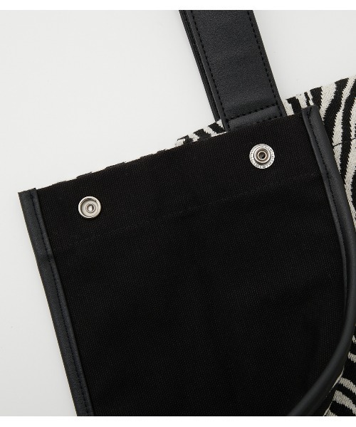 AZUL by moussy（アズールバイマウジー）の「LINEN LIKE BIG TOTE BAG/リネンライクビッグトートバッグ（トートバッグ・レディース・ブラック/マルチ/イエロー系その他・FREE）」の19枚目の写真