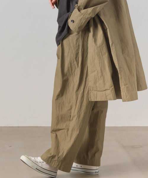 OMNES（オムネス）の「コットンナイロンタックパンツ（その他パンツ・レディース・ブラウン/ネイビー・FREE）」の3枚目の写真