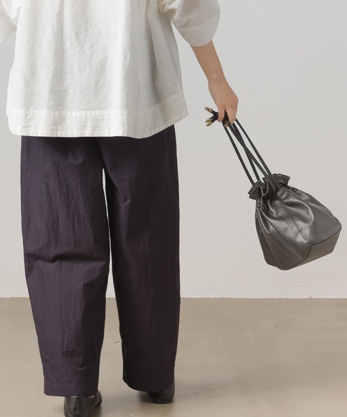 OMNES（オムネス）の「コットンナイロンタックパンツ（その他パンツ・レディース・ブラウン/ネイビー・FREE）」の6枚目の写真