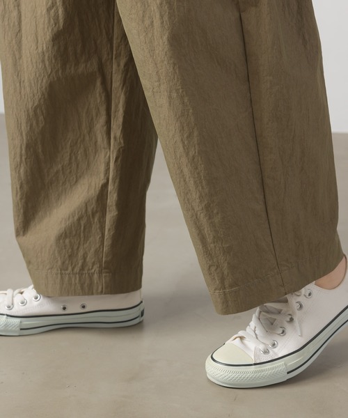 OMNES（オムネス）の「コットンナイロンタックパンツ（その他パンツ・レディース・ブラウン/ネイビー・FREE）」の8枚目の写真