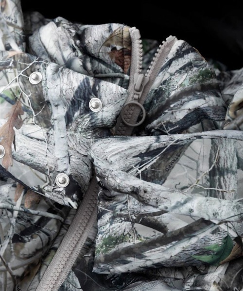 STAMPD（スタンプド）の「【STAMPD】TERRAIN CAMO CROP PUFFER JACKET（ダウンジャケット/コート・メンズ・カモフラージュ・M）」の7枚目の写真