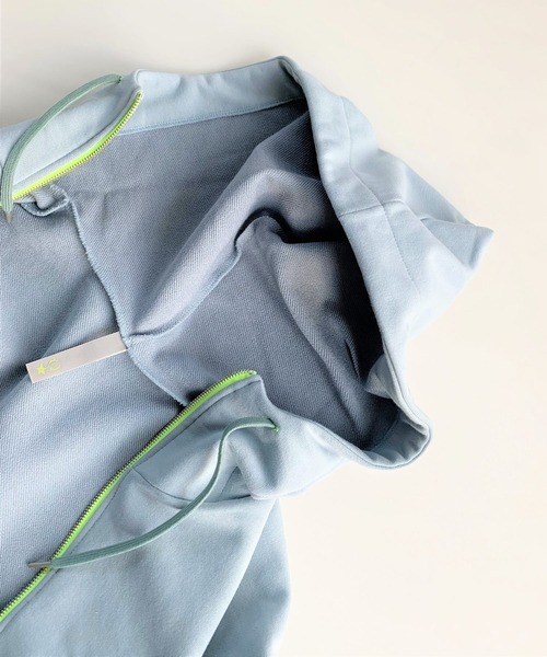 Q（キュー）の「裏毛BIGパーカー（パーカー・レディース・グレイッシュブルー/ホワイト/カーキオリーブ/ブルー・MEDIUM）」の9枚目の写真