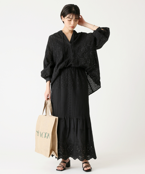 Simplicite(サンプリシテ)の「レース刺繍スキッパーブラウス(シャツ/ブラウス・レディース・ホワイト/ブラック/レッド/サックスブルー・FREE)」の11枚目の写真